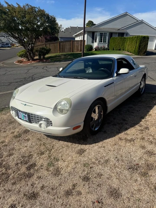 2002 Ford Thunderbird 11th Gen - Image 13 of 18