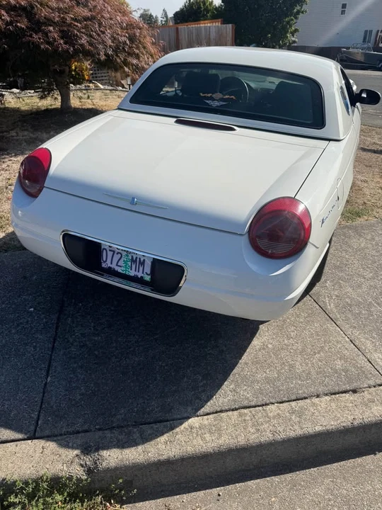 2002 Ford Thunderbird 11th Gen - Image 8 of 18