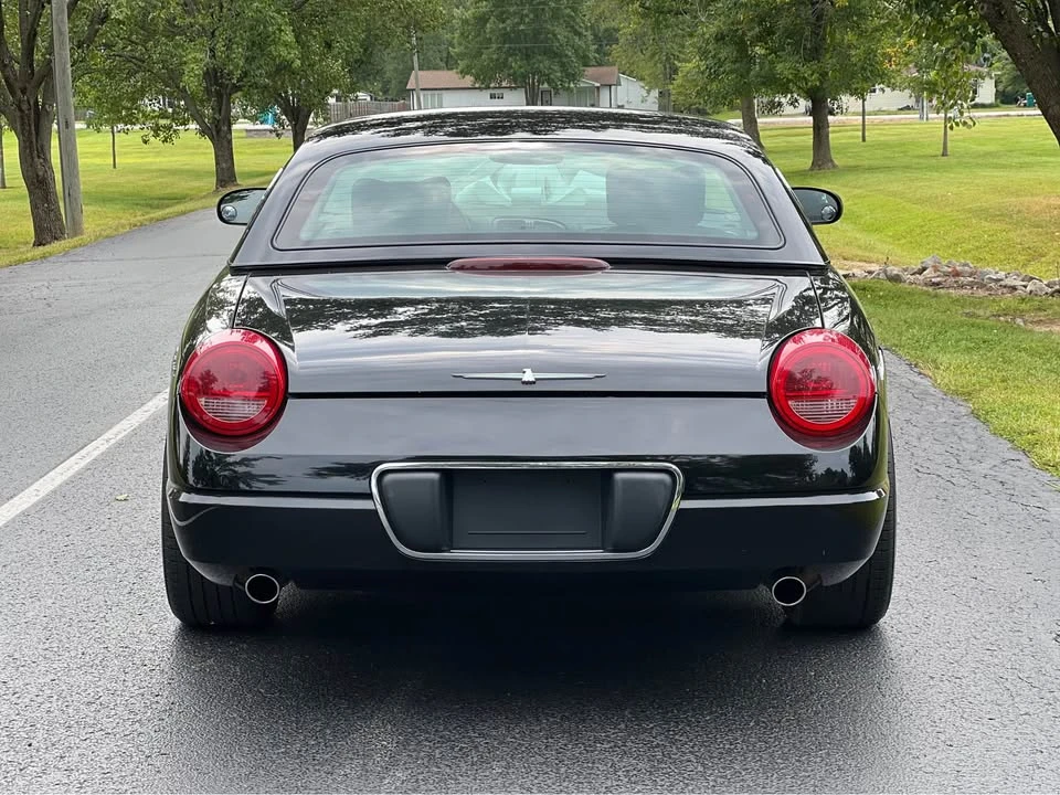 2002 Ford Thunderbird 10th Gen - Image 5 of 17