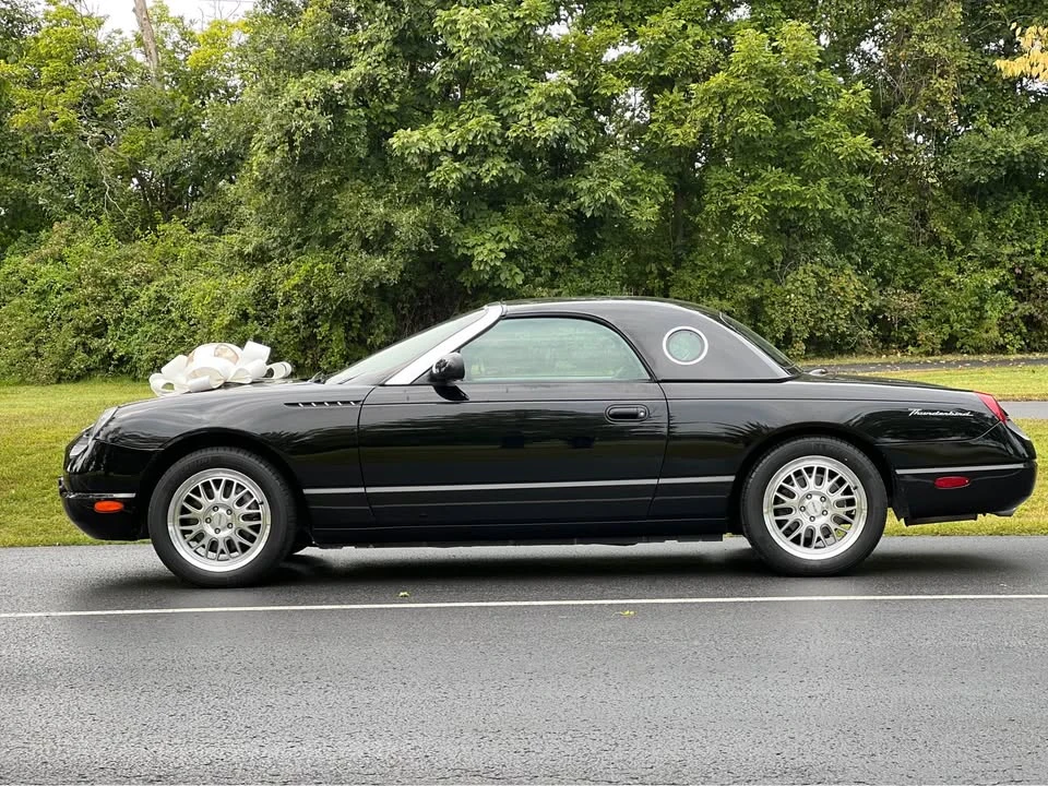 2002 Ford Thunderbird 10th Gen - Image 3 of 17