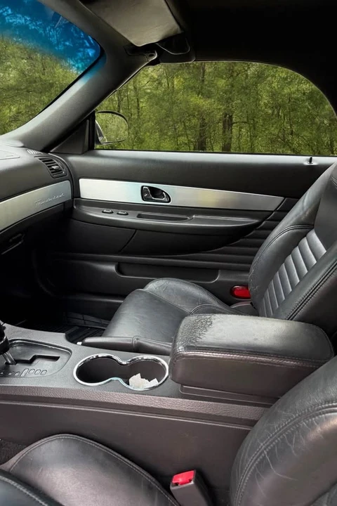 2002 Ford Thunderbird 11th Gen - Image 4 of 12