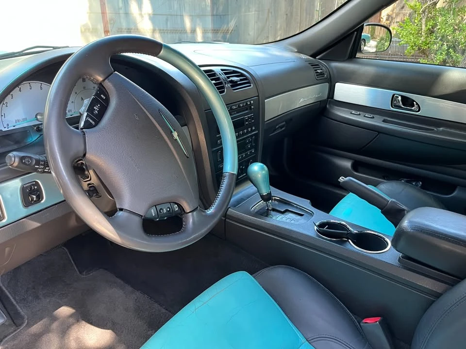 2002 Ford Thunderbird 11th Gen - Image 3 of 11