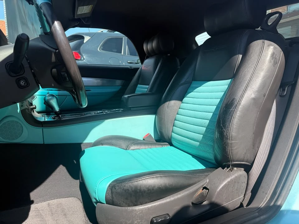 2002 Ford Thunderbird 11th Gen - Image 11 of 21