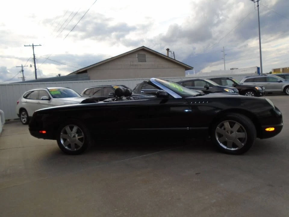 2002 Ford Thunderbird 11th Gen - Image 13 of 16