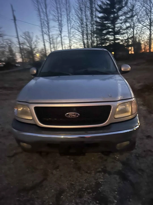 2002 Ford F-150 10th Gen - Image 2 of 5