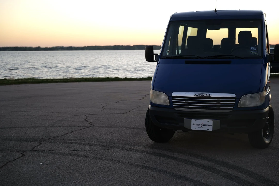 2002 Mercedes-Benz T1N Sprinter - Image 9 of 21