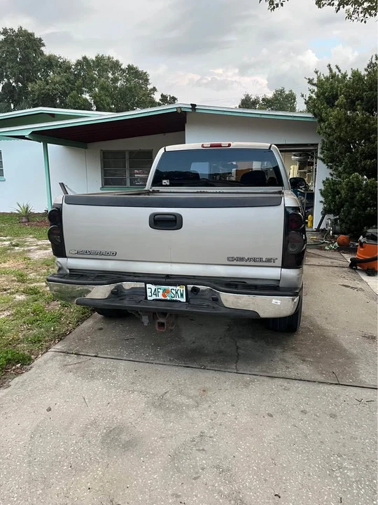 2002 GMC C/K - Image 4 of 12