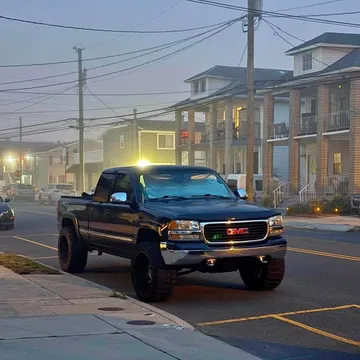 2002 GMC 1500 Club Coupe Classic Short Bed