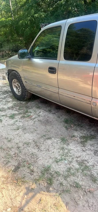 2002 GMC Sierra 1st Gen - Image 3 of 3