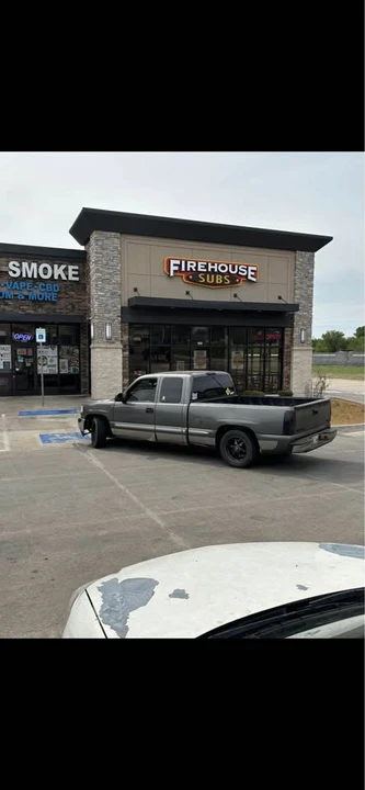 2002 GMC Sierra 2nd Gen - Image 5 of 8