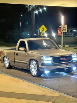 2002 GMC 1500 Regular Cab Short Bed