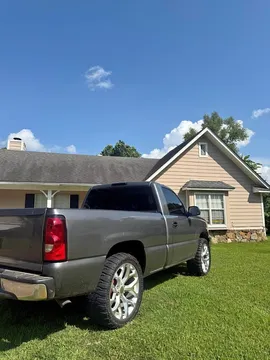 2002 GMC Sierra 1500 Regular Cab Short Bed