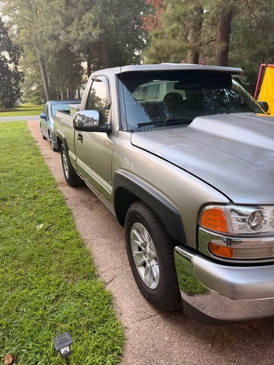 2002 GMC C/K - Image 5 of 10