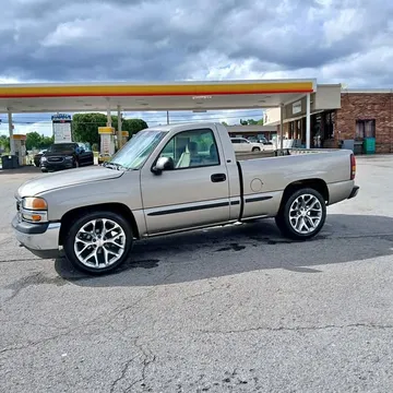 2002 GMC Sierra 1500 Regular Cab Short Bed