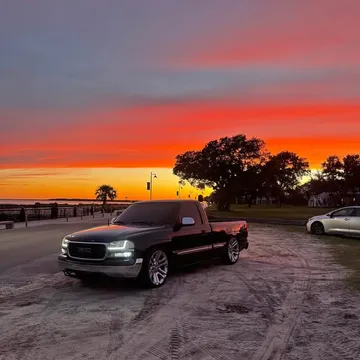 2002 GMC 1500 Regular Cab Short Bed