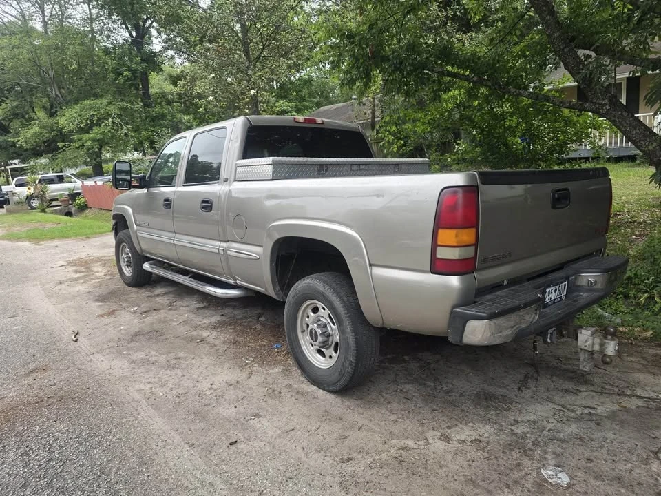 2002 GMC Sierra Heavy Duty 2nd Gen - Image 6 of 11