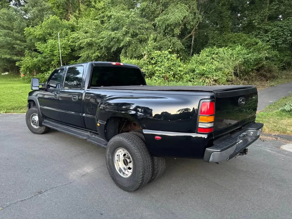 2002 GMC Sierra Heavy Duty 2nd Gen - Image 3 of 16