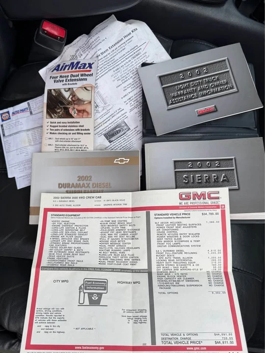 2002 GMC Sierra Heavy Duty 2nd Gen - Image 15 of 16