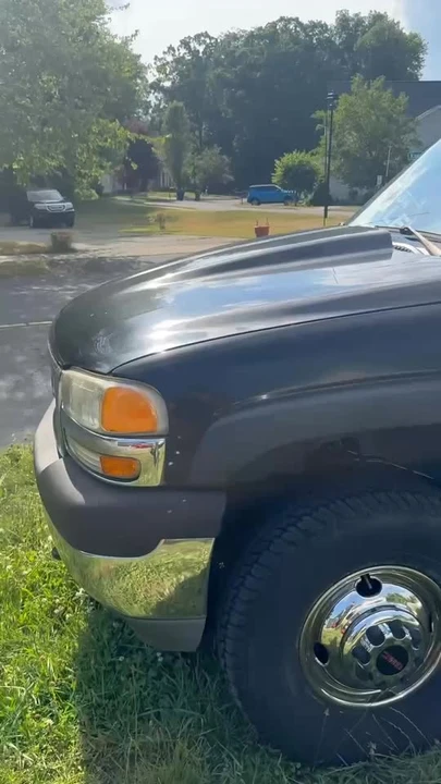 2002 GMC Sierra Heavy Duty 2nd Gen - Image 16 of 16