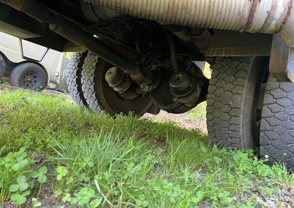 2002 GMC TopKick - Image 12 of 17