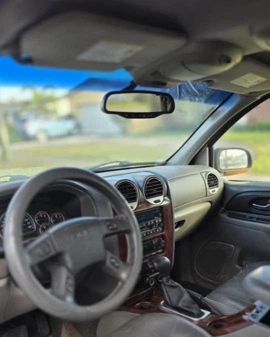 2002 GMC Envoy - Image 7 of 8