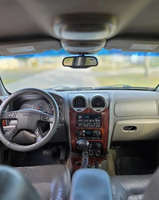 2002 GMC Envoy - Image 5 of 8
