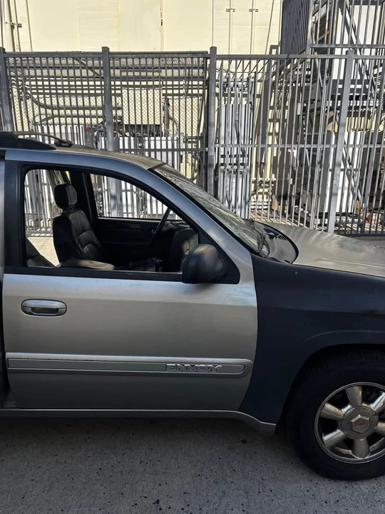 2002 GMC Envoy - Image 12 of 20