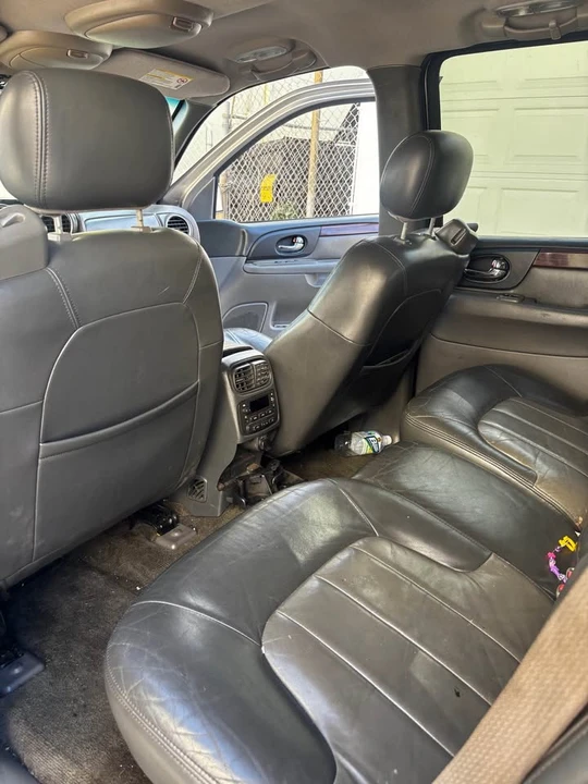 2002 GMC Envoy - Image 15 of 20