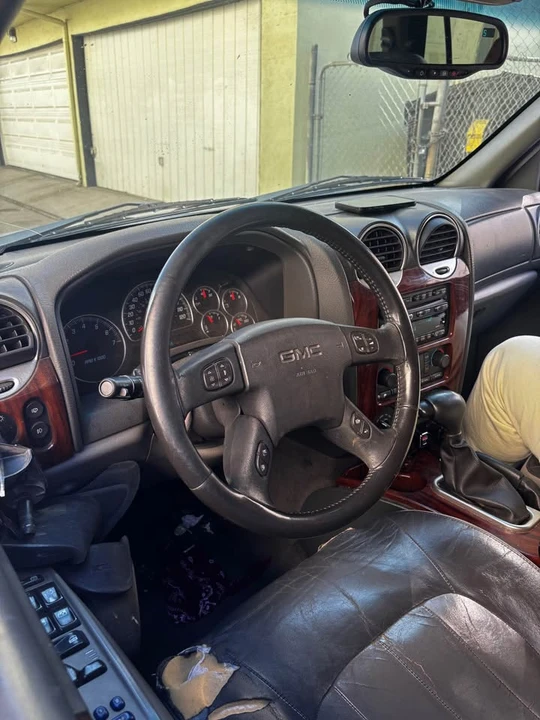 2002 GMC Envoy - Image 19 of 20