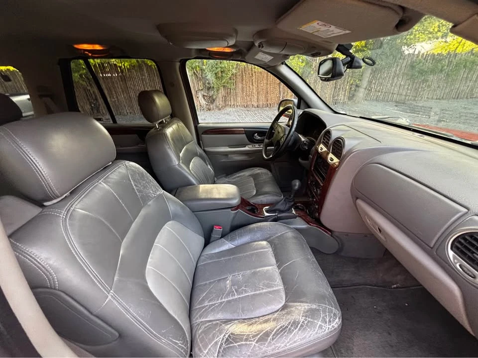 2002 GMC Envoy - Image 4 of 8