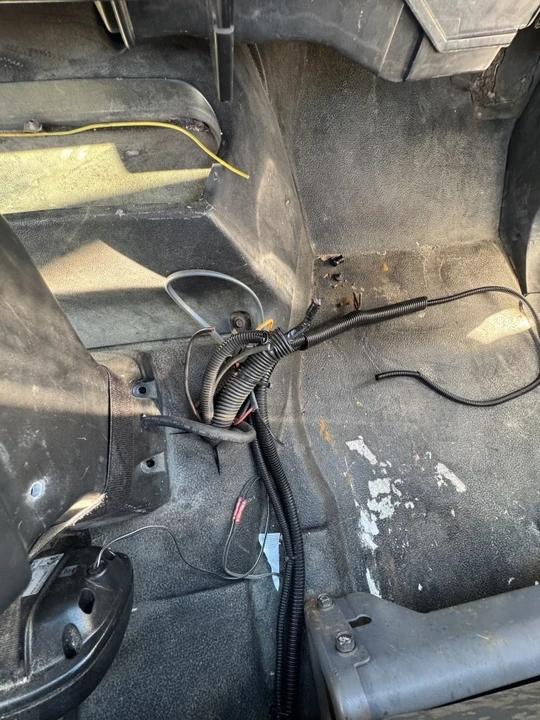 2002 GMC - Image 14 of 20