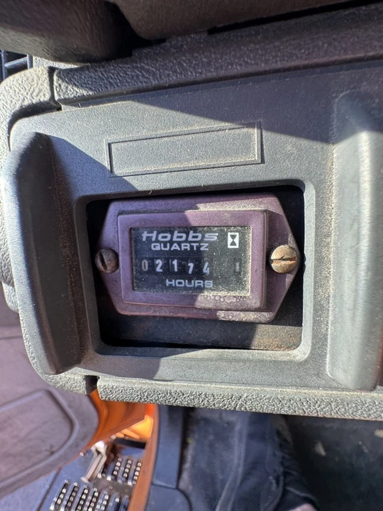 2002 GMC - Image 15 of 20