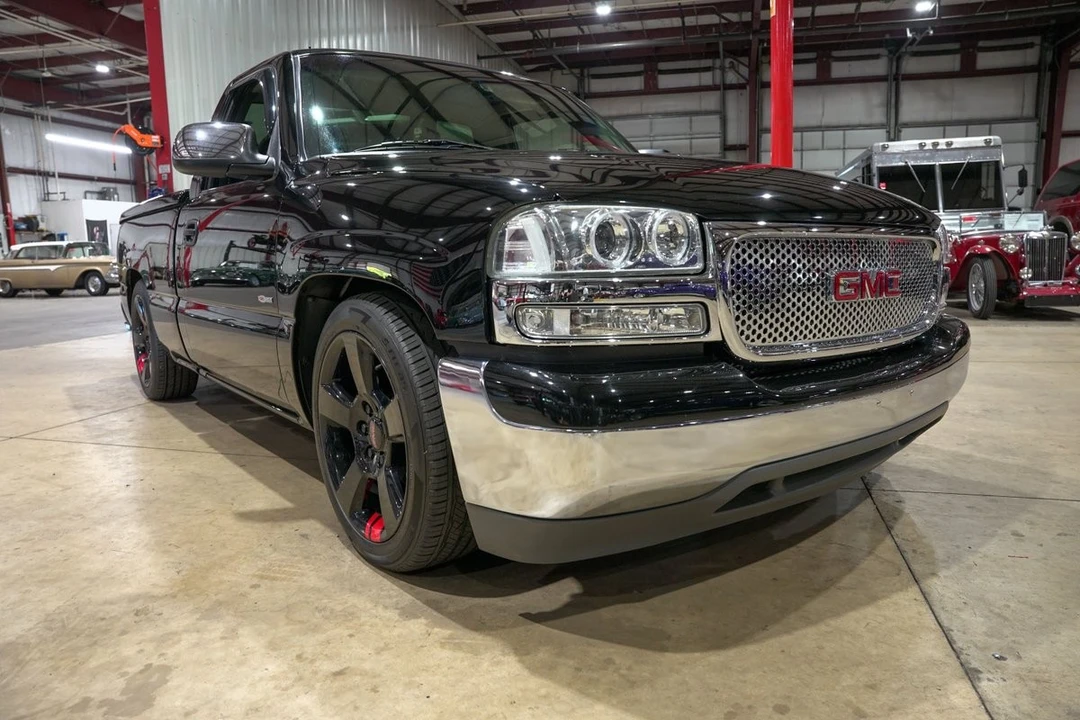 2002 GMC Sierra 2nd Gen - Image 12 of 21