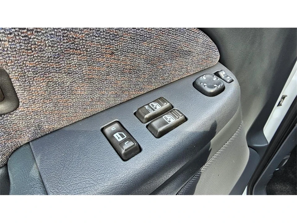2002 GMC Sierra 2nd Gen - Image 12 of 31