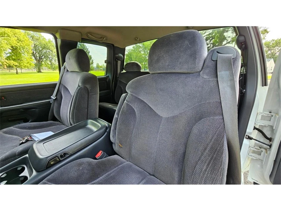2002 GMC Sierra 2nd Gen - Image 14 of 31