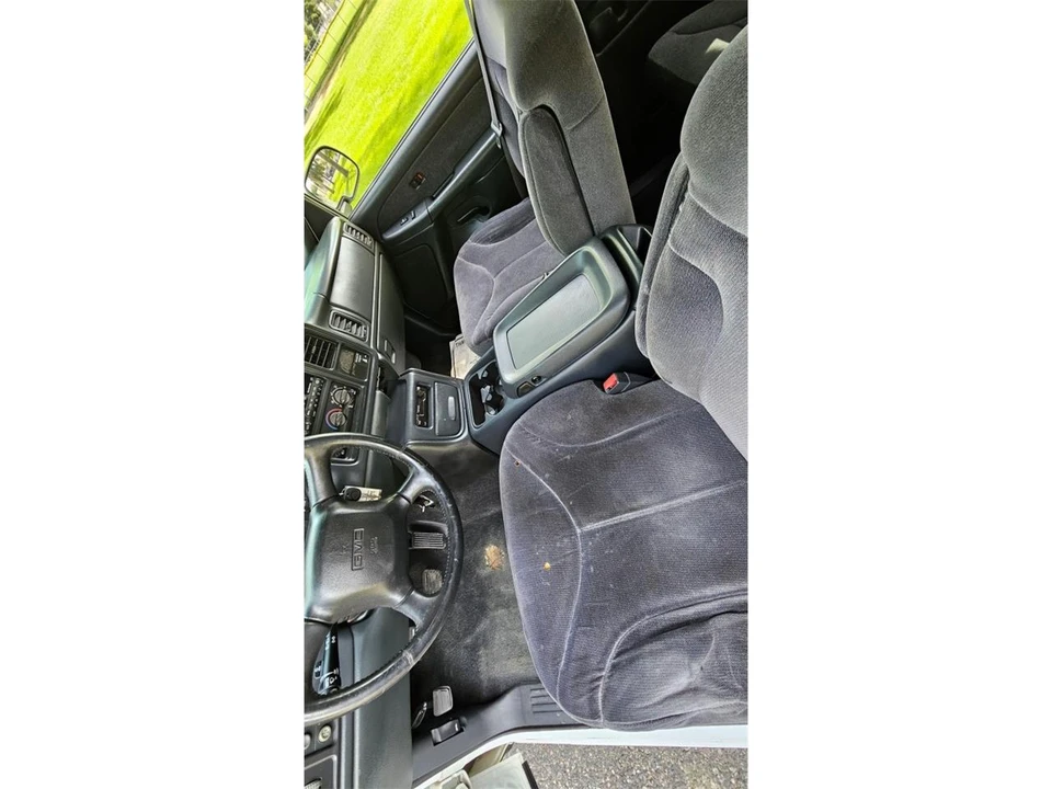 2002 GMC Sierra 2nd Gen - Image 16 of 31