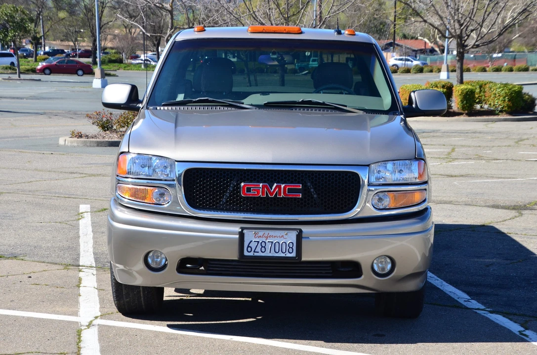 2002 GMC Sierra 2nd Gen - Image 17 of 31