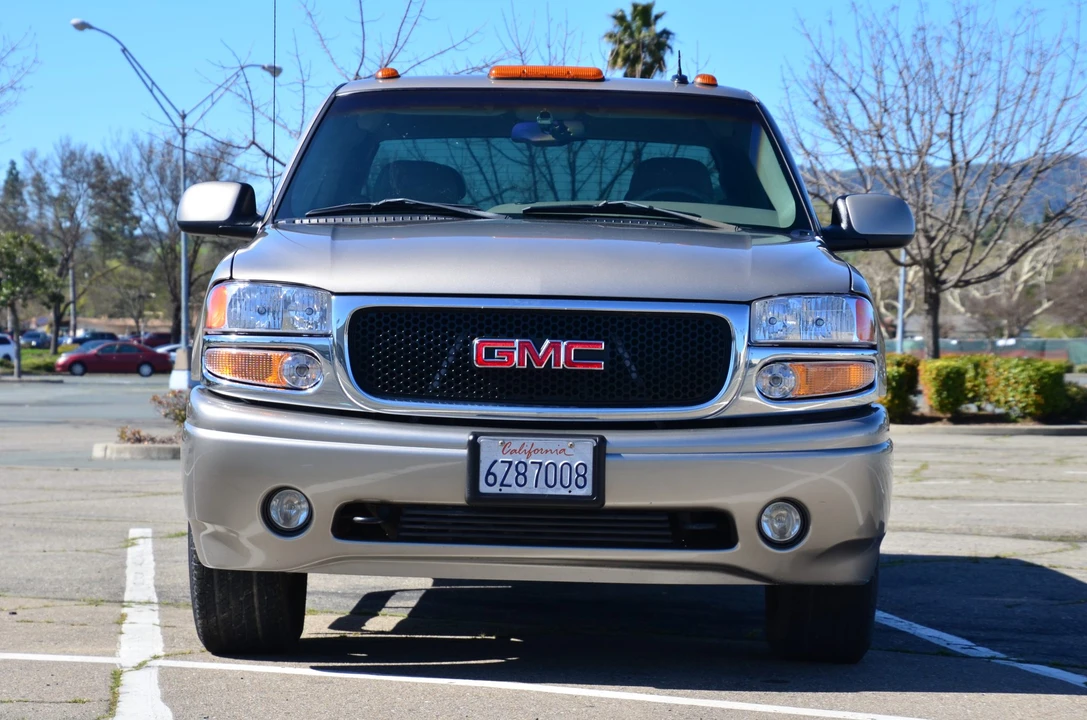2002 GMC Sierra 2nd Gen - Image 15 of 31