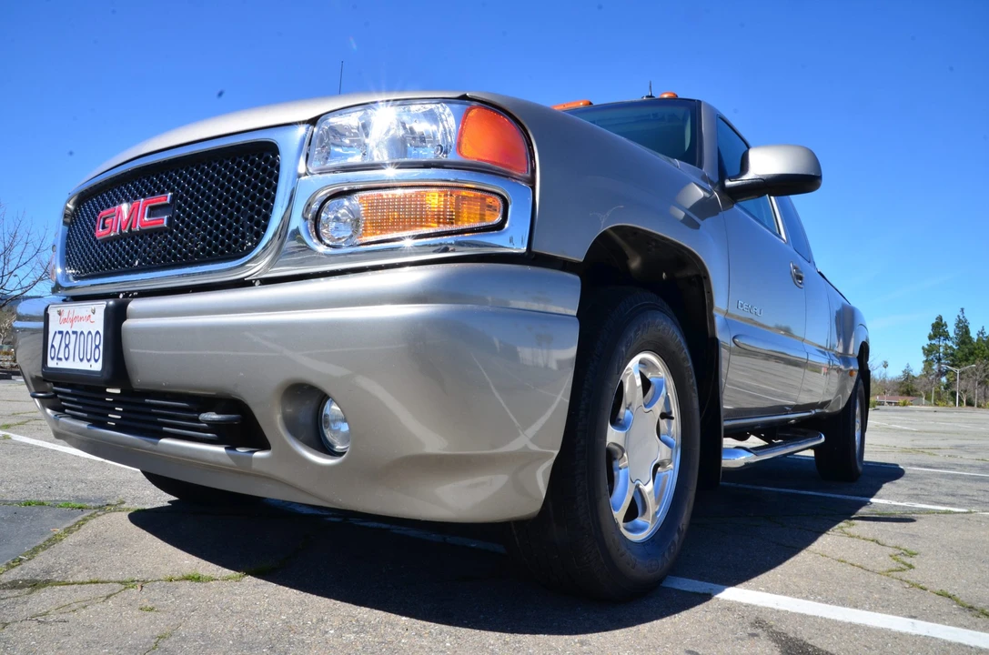2002 GMC Sierra 2nd Gen - Image 14 of 31