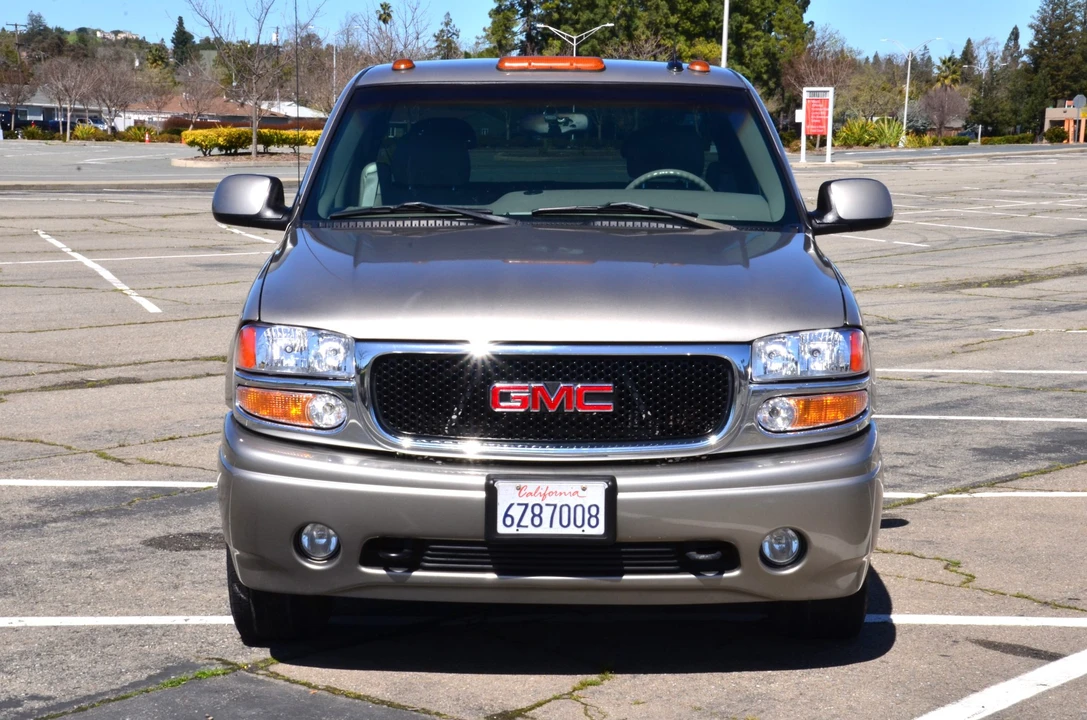 2002 GMC Sierra 2nd Gen - Image 18 of 31