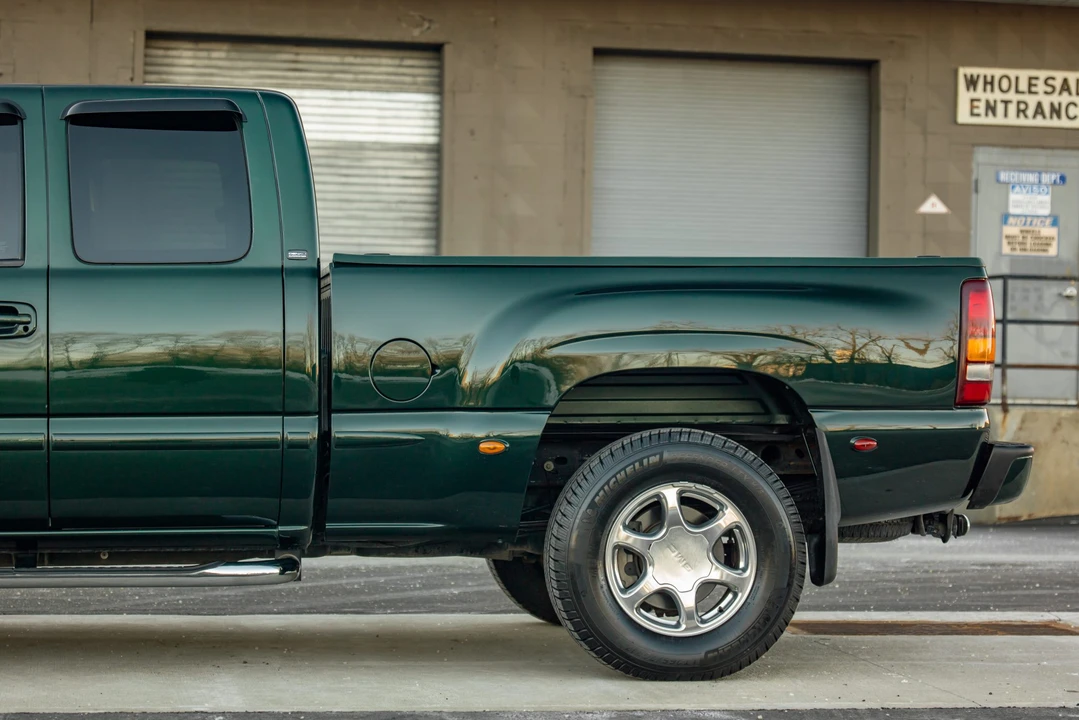 2002 GMC Sierra 2nd Gen - Image 31 of 31