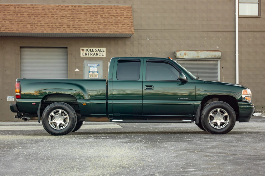 2002 GMC Sierra 2nd Gen - Image 17 of 31