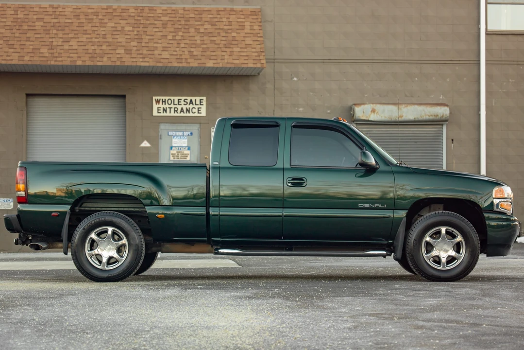2002 GMC Sierra 2nd Gen - Image 16 of 31