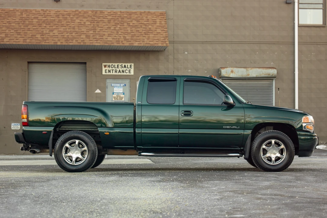 2002 GMC Sierra 2nd Gen - Image 15 of 31