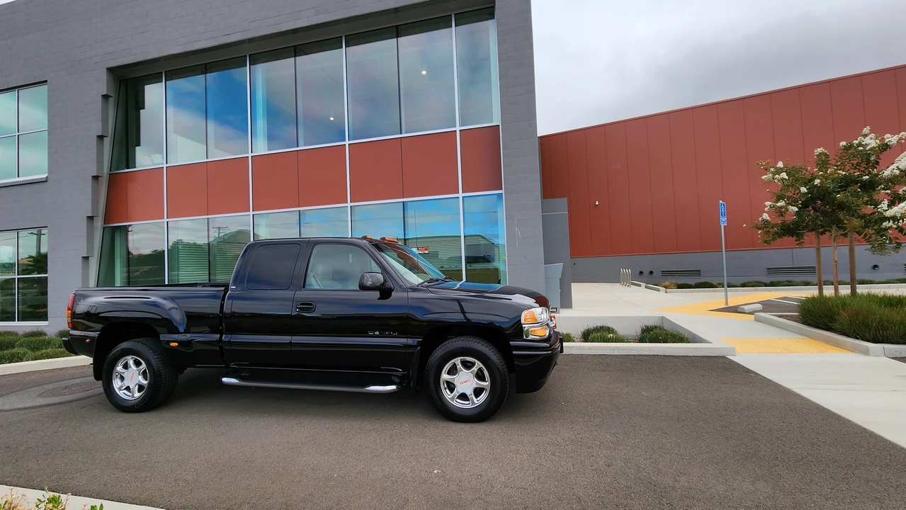 2002 GMC Sierra 2nd Gen - Image 26 of 31