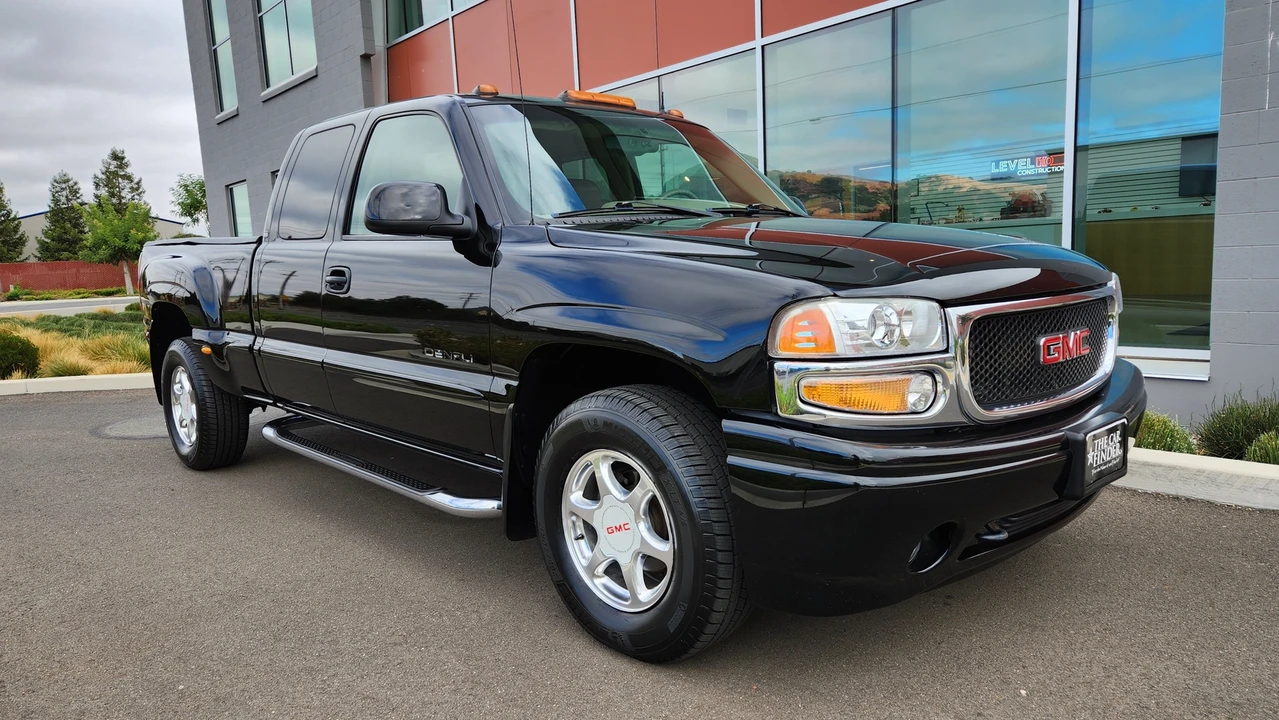 2002 GMC Sierra 2nd Gen - Image 24 of 31