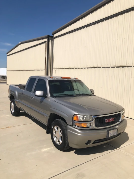 2002 GMC Sierra 2nd Gen - Image 12 of 17