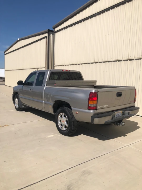 2002 GMC Sierra 2nd Gen - Image 4 of 17