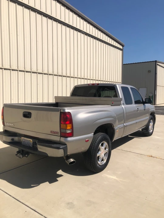 2002 GMC Sierra 2nd Gen - Image 13 of 17