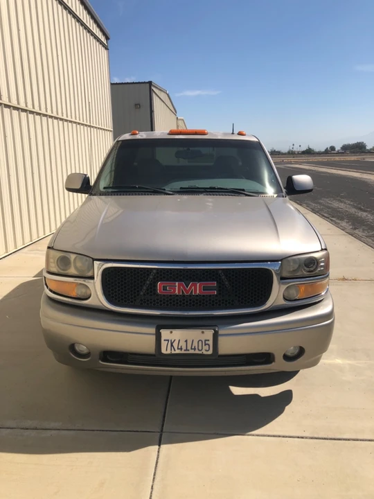 2002 GMC Sierra 2nd Gen - Image 2 of 17